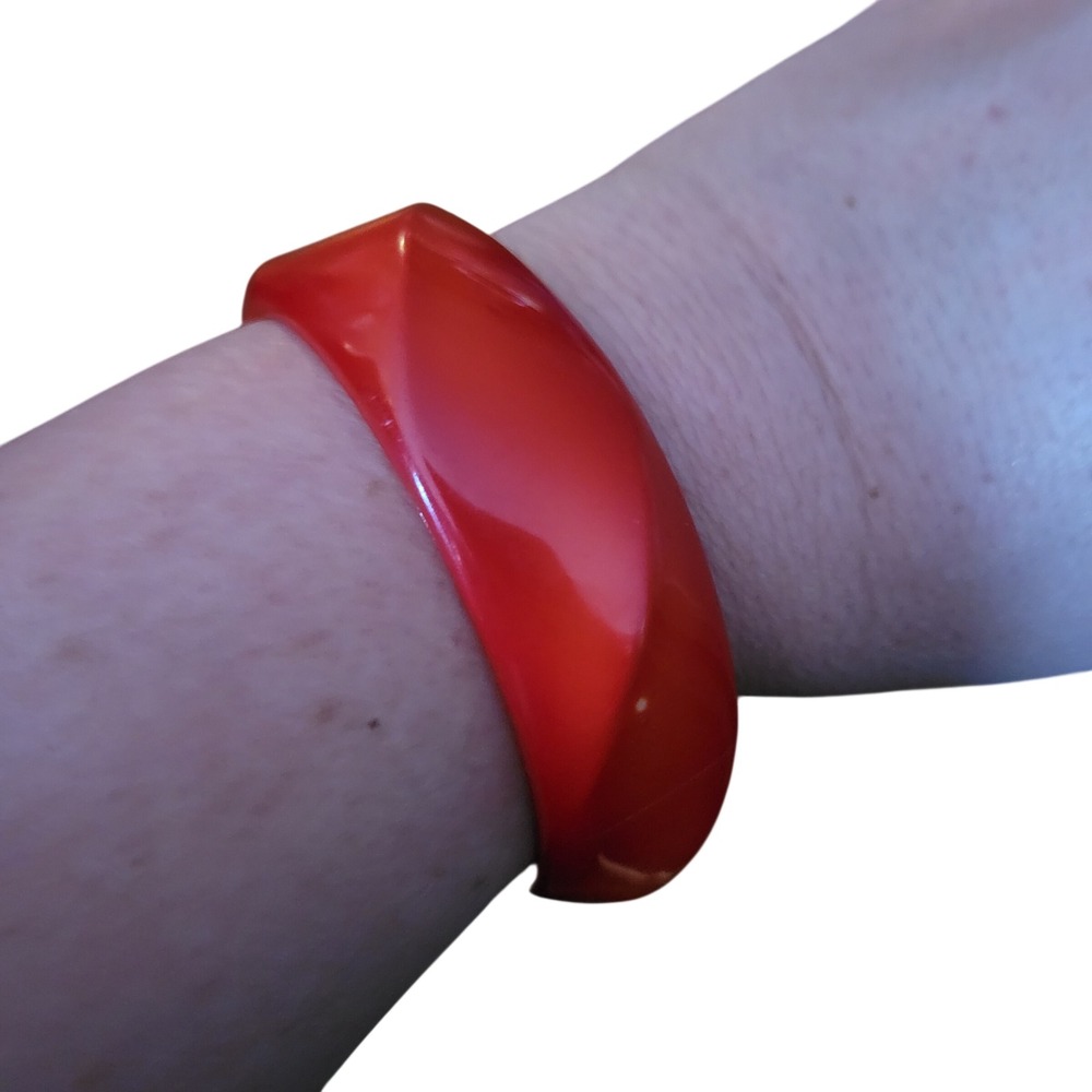 Vintage Red Resin Bangle Bracelet Twisted Faceted Chunky Geometric Statement